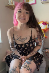 Girl B